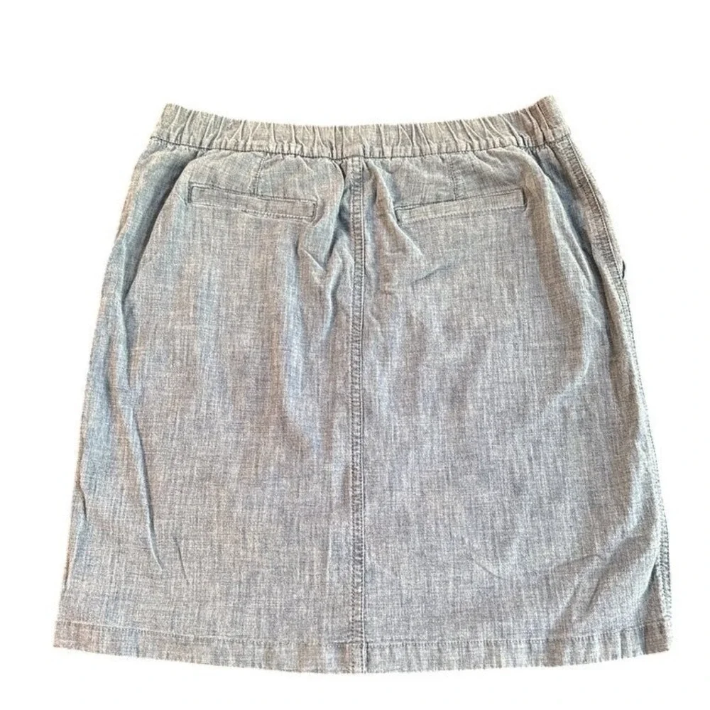 Lands End Womens Blue Chambray Skort Elastic Waist Pockets Size 4 Active Casual
